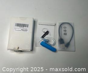 MaxSold Auction: Bluetooth Headset  - Toronto (Ontario, Canada) SELLER MANAGED Reseller Online Auction -  York Mills Road