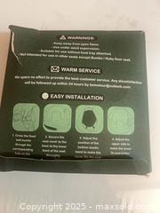 MaxSold Auction: BOMOLOUR Floor Baby Seat Cover, Green, 3–10 Months - Toronto (Ontario, Canada) SELLER MANAGED Reseller Online Auction -  York Mills Road