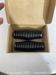 MaxSold Auction: Heavy Bucket Arm (Spring Base) THDZ-001 — 2 Pieces - Toronto (Ontario, Canada) SELLER MANAGED Reseller Online Auction -  York Mills Road