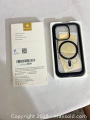MaxSold Auction: MIRACASE Black Camera Lens Protector Ring Frame for iPhone - Toronto (Ontario, Canada) SELLER MANAGED Reseller Online Auction -  York Mills Road