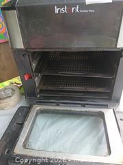 MaxSold Auction: Instant Vortex Plus Air Fryer - Capitol Heights (Maryland, USA) SELLER MANAGED Downsizing Online Auction - Quo Avenue