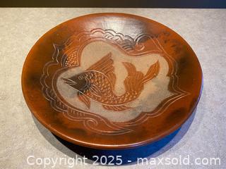 MaxSold Auction: Decorative Ceramic Bowl with Fish Motif – Made in Indonesia - London (Ontario, Canada) PARTNER MANAGED Downsizing Online Auction - Trillium Crescent