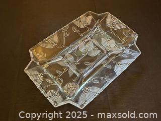 MaxSold Auction: Heavy Pressed Glass Divided Serving Platter – 15.25in x 10.5in - London (Ontario, Canada) PARTNER MANAGED Downsizing Online Auction - Trillium Crescent
