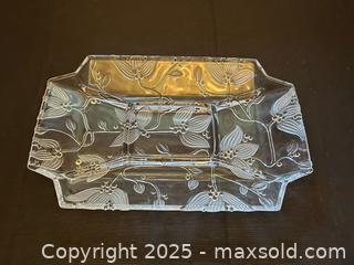 MaxSold Auction: Heavy Pressed Glass Divided Serving Platter – 15.25in x 10.5in - London (Ontario, Canada) PARTNER MANAGED Downsizing Online Auction - Trillium Crescent