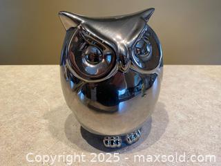 MaxSold Auction: Lot of 2 Ceramic Owl Figures – Chrome &#38; Hand-Painted Finish - London (Ontario, Canada) PARTNER MANAGED Downsizing Online Auction - Trillium Crescent