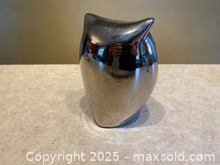 MaxSold Auction: Lot of 2 Ceramic Owl Figures – Chrome &#38; Hand-Painted Finish - London (Ontario, Canada) PARTNER MANAGED Downsizing Online Auction - Trillium Crescent