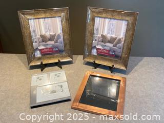 MaxSold Auction: Lot of 4 Decorative Photo Frames – Various Styles &#38; Sizes - London (Ontario, Canada) PARTNER MANAGED Downsizing Online Auction - Trillium Crescent
