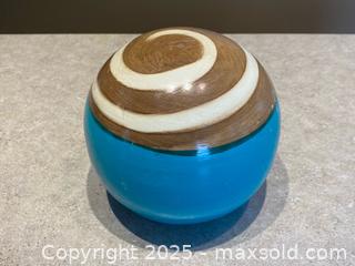 MaxSold Auction: Mid-Century Modern Handcrafted Ceramic Decorative Sphere – Hecho en México - London (Ontario, Canada) PARTNER MANAGED Downsizing Online Auction - Trillium Crescent