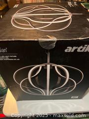 MaxSold Auction: Artika Merdian Light Fixture - Walpole (Massachusetts, USA) SELLER MANAGED Downsizing Online Auction - Park Lane