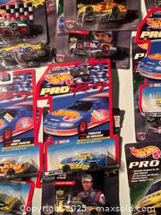 MaxSold Auction: Nascar Hot Wheels Bundle - Walpole (Massachusetts, USA) SELLER MANAGED Downsizing Online Auction - Park Lane