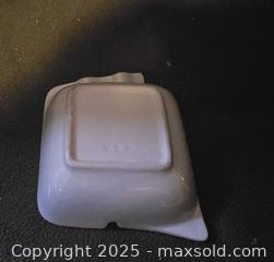 MaxSold Auction: 2 ashtrays. 1 60s marked USA. 1 bowling marked ESDJapan - Ottawa (Ontario, Canada) SELLER MANAGED Downsizing Online Auction - Beaver Ridge