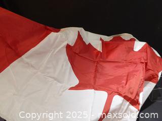 MaxSold Auction: Books /  CANADA  - North Vancouver (British Columbia, Canada) SELLER MANAGED Downsizing Online Auction - Plymouth Drive