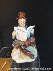 MaxSold Auction: Books / Journalism  / Vintage Newspapers  - North Vancouver (British Columbia, Canada) SELLER MANAGED Downsizing Online Auction - Plymouth Drive