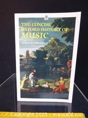 MaxSold Auction: Books / Music  - North Vancouver (British Columbia, Canada) SELLER MANAGED Downsizing Online Auction - Plymouth Drive