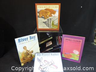 MaxSold Auction: Children's Books  E - North Vancouver (British Columbia, Canada) SELLER MANAGED Downsizing Online Auction - Plymouth Drive