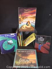 MaxSold Auction: Children's Books  (J)  - North Vancouver (British Columbia, Canada) SELLER MANAGED Downsizing Online Auction - Plymouth Drive