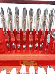 MaxSold Auction: 1881 Rogers Oneida Community White Orchid Silverplate Flatware Silverware Set 46 Pieces - Smiths Falls (Ontario, Canada) SELLER MANAGED Reseller Online Auction -  Autumn Drive