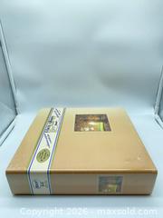 MaxSold Auction: DF (D&F) Photo Album — 100 Pages, Fits Up to 8x10 Photos Vintage - Smiths Falls (Ontario, Canada) SELLER MANAGED Reseller Online Auction -  Autumn Drive