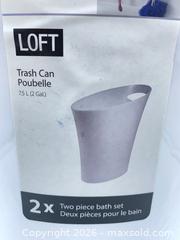 MaxSold Auction: LOFT Two-Piece White Plastic Bath Set - Smiths Falls (Ontario, Canada) SELLER MANAGED Reseller Online Auction -  Autumn Drive