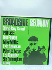 MaxSold Auction: Lot of 10 12" Vinyl Records LPs - Folk, Classical, Compilation Mostly CBC Radio Canada - Smiths Falls (Ontario, Canada) SELLER MANAGED Reseller Online Auction -  Autumn Drive