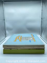 MaxSold Auction: Lot of (10) 33 1/3 RPM LP Vinyl Records — Classical, Folk, Gospel, Pop, CBC Radio Canada  - Smiths Falls (Ontario, Canada) SELLER MANAGED Reseller Online Auction -  Autumn Drive