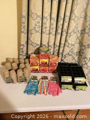 MaxSold Auction: Tomato Rocket Seed Starter Kit Lot with Trays Lot D, Peat Pots, Gloves - Smiths Falls (Ontario, Canada) SELLER MANAGED Reseller Online Auction -  Autumn Drive