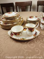 MaxSold Auction: Beautiful Royal Albert Old Country Roses 6 piece place setting Plus Sugar and Creamer with Tray (27 pieces) - Ajax (Ontario, Canada) SELLER MANAGED Estate Sale Online Auction - Billingsgate Crescent