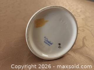 MaxSold Auction: Goebel Hummel Chick Girl (Kückenmädchen) Figurine, 57/0, 3 in - Ajax (Ontario, Canada) SELLER MANAGED Estate Sale Online Auction - Billingsgate Crescent