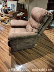 MaxSold Auction: Oversized Brown Reclining Rocking Chair 39 D x 39 W x 41 T - Ajax (Ontario, Canada) SELLER MANAGED Estate Sale Online Auction - Billingsgate Crescent