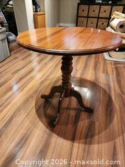MaxSold Auction: Round Wooden Table 22.5 H x 22.5 W - Ajax (Ontario, Canada) SELLER MANAGED Estate Sale Online Auction - Billingsgate Crescent
