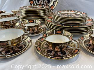 MaxSold Auction: Royal Crown Derby: Plates and Cups, Saucers and Soup - Oakville (Ontario, Canada) PARTNER MANAGED Estate Sale Online Auction - Lakeshore Road West