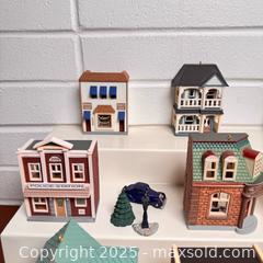 MaxSold Auction: Hallmark Nostalgic Houses and Shops Ornament Lot 3 - Toronto (Ontario, Canada) SELLER MANAGED Reseller Online Auction - Eastpark Boulevard