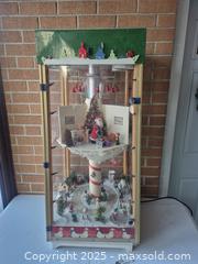 MaxSold Auction: SANTA&#39;S WORKSHOP Animated Rotating Christmas Display - Toronto (Ontario, Canada) SELLER MANAGED Reseller Online Auction - Eastpark Boulevard