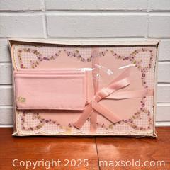 MaxSold Auction: Vintage SEALED Pink Placemat and Napkin Set - Toronto (Ontario, Canada) SELLER MANAGED Reseller Online Auction - Eastpark Boulevard