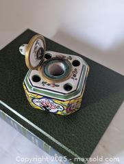 MaxSold Auction: hand painted ink well - Mississauga (Ontario, Canada) SELLER MANAGED Reseller Online Auction - Montevideo Road