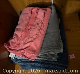 MaxSold Auction: 3 Soft Blankets - Kingston (Ontario, Canada) SELLER MANAGED Downsizing Online Auction - Steve Fonyo Drive (STORAGE)