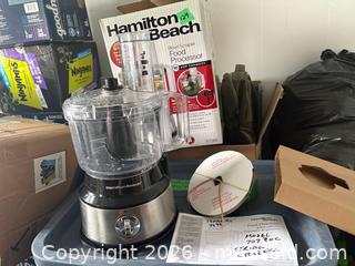 MaxSold Auction: Hamilton Beach food processor  - Kingston (Ontario, Canada) SELLER MANAGED Downsizing Online Auction - Steve Fonyo Drive (STORAGE)