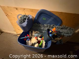 MaxSold Auction: Large Dry Mop cleaning lot with caddy - Kingston (Ontario, Canada) SELLER MANAGED Downsizing Online Auction - Steve Fonyo Drive (STORAGE)