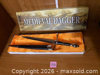 MaxSold Auction: Medieval Dagger w/Box - Kingston (Ontario, Canada) SELLER MANAGED Downsizing Online Auction - Steve Fonyo Drive (STORAGE)