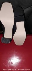 MaxSold Auction: GALLERY SATIN PARTY SHOES SIZE 6 (NEW) - Clearview (Ontario, Canada) SELLER MANAGED Reseller Online Auction -  County Road 10