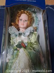 MaxSold Auction: GENUINE PORCELAIN HANDCRAFTED COLLECTORS EDITION (NEW) - Clearview (Ontario, Canada) SELLER MANAGED Reseller Online Auction -  County Road 10