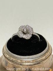 MaxSold Auction: 18K White Gold + Diamond Floral Ring - Toronto (Ontario, Canada) PARTNER MANAGED Estate Sale Online Auction -  Glen Road