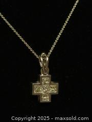 MaxSold Auction: 18K White Gold + Diamond Pendant + Necklace  - Toronto (Ontario, Canada) PARTNER MANAGED Estate Sale Online Auction -  Glen Road