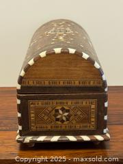 MaxSold Auction: Antique Moorish Wooden Mother of Pearl Inlaid Marquetry Jewelry Box - Toronto (Ontario, Canada) PARTNER MANAGED Estate Sale Online Auction -  Glen Road