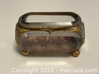 MaxSold Auction: Antique Victorian Gilt Metal Brass Glass Jewelry Casket Box - Toronto (Ontario, Canada) PARTNER MANAGED Estate Sale Online Auction -  Glen Road
