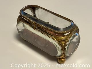 MaxSold Auction: Antique Victorian Gilt Metal Brass Glass Jewelry Casket Box - Toronto (Ontario, Canada) PARTNER MANAGED Estate Sale Online Auction -  Glen Road