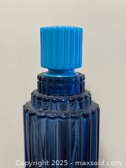 MaxSold Auction: Art Deco Lalique Je Reviens Blue Glass Skyscraper Worth Perfume Bottle on Base - Toronto (Ontario, Canada) PARTNER MANAGED Estate Sale Online Auction -  Glen Road