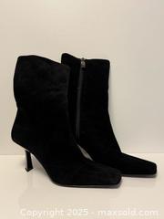 MaxSold Auction: Bruno Magli Soft Black Suede Ankle Boots sz 7.5 - Toronto (Ontario, Canada) PARTNER MANAGED Estate Sale Online Auction -  Glen Road