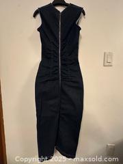MaxSold Auction: Denim Bodycon Dress Zippered Back sz 4-6 - Toronto (Ontario, Canada) PARTNER MANAGED Estate Sale Online Auction -  Glen Road
