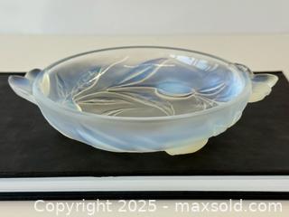 MaxSold Auction: Etling Art Deco Opalescent Glass Bowl France  - Toronto (Ontario, Canada) PARTNER MANAGED Estate Sale Online Auction -  Glen Road